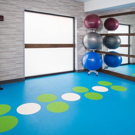 Courtyard By Marriott Silver Spring North/White Oak Екстериор снимка
